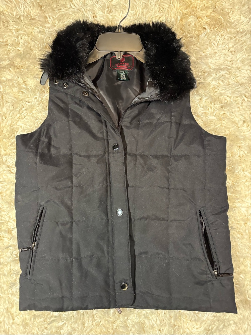 Lauren Ralph Lauren Black Quilted Sleeveless Puffer Vest with Faux Fur Collar-PS